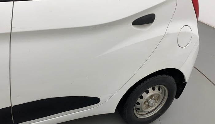 2016 Hyundai Eon ERA +, Petrol, Manual, 79,395 km, Rear left door - Slightly dented