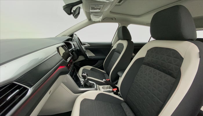 2021 Volkswagen TAIGUN GT PLUS 1.5 TSI DSG, Petrol, Automatic, 11,686 km, Right Side Front Door Cabin
