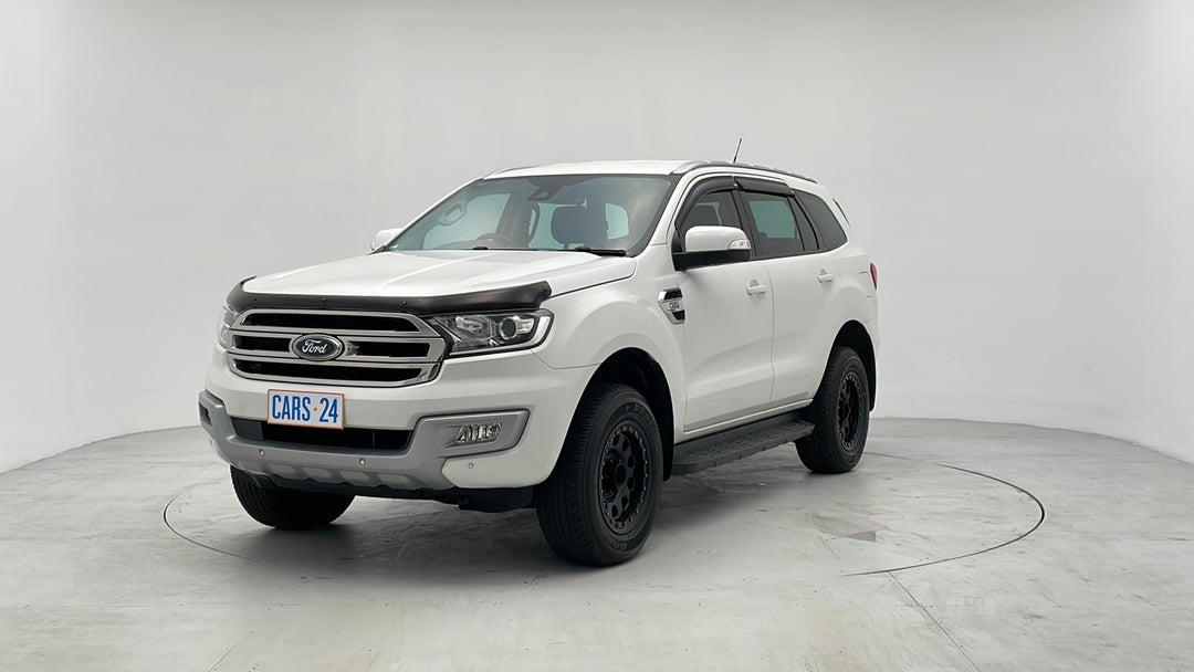 2016 Ford Everest Trend (rwd), Automatic, 84386 km, Left Front Diagonal (45- Degree) View