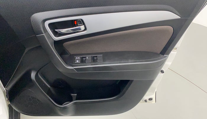 2021 Toyota URBAN CRUISER PREMIUM GRADE MT, Petrol, Manual, 11,403 km, Driver Side Door Panels Control