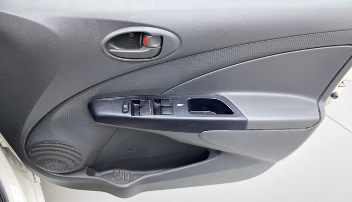 2012 Toyota Etios Liva GD, Diesel, Manual, 1,40,512 km, Driver Side Door Panels Control