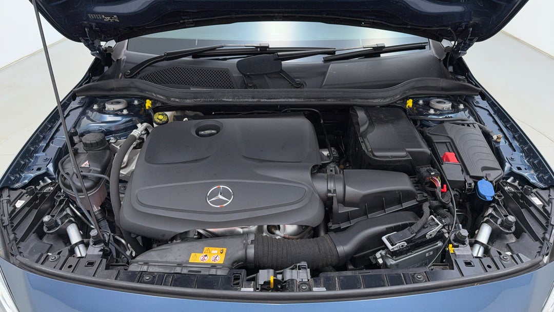 Open Bonnet (Engine)
