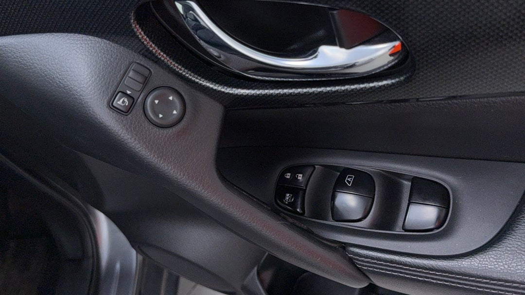 Drivers Side Door Panel Controls