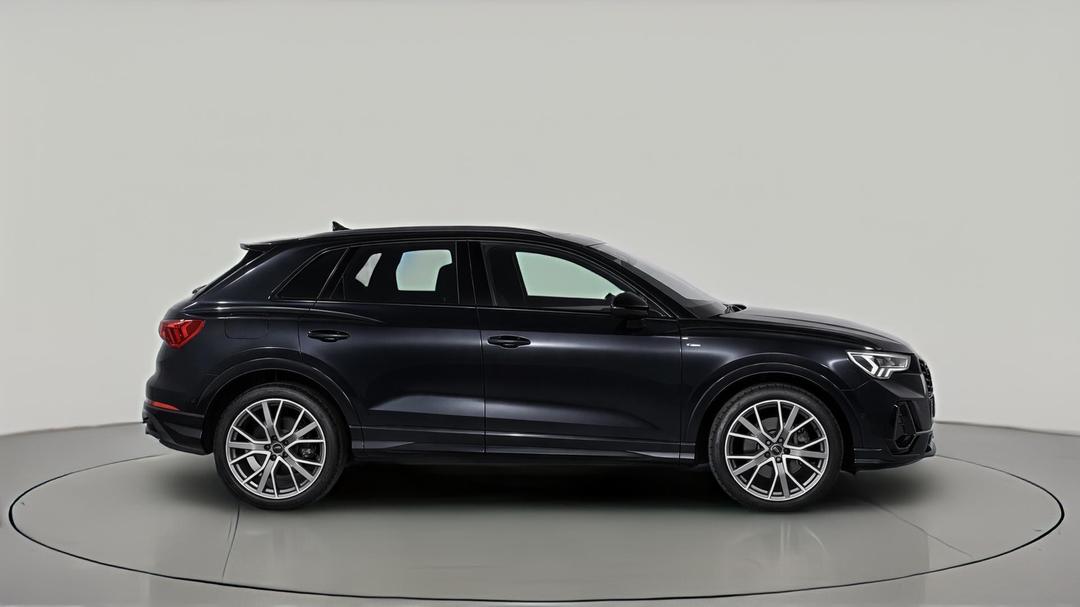 2020 Audi Q3 40 Tfsi Quattro S Line, Automatic, 62256 km, Right Side View