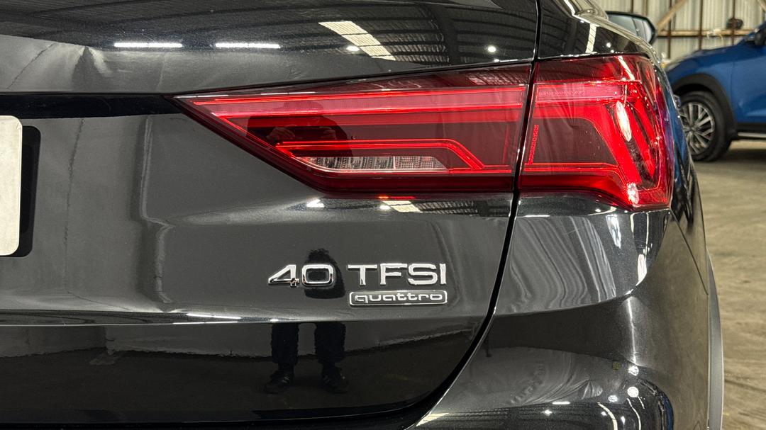2020 Audi Q3 40 Tfsi Quattro S Line, Automatic, 62256 km, Badge (Boot Right Side)