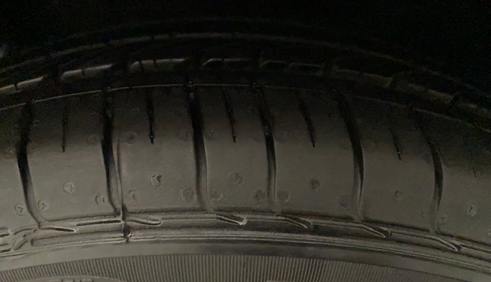 2017 Honda BR-V 1.5L I-VTEC S, Petrol, Manual, 37,073 km, Left Front Tyre Tread