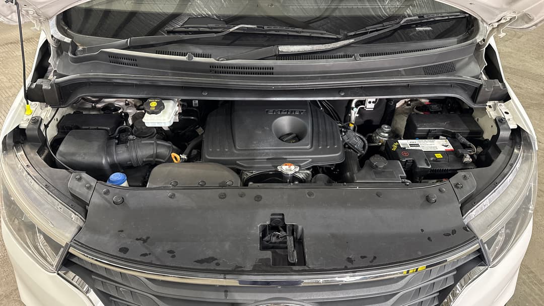 2020 Hyundai Iload 6s Twin Swing, Automatic, 101833 km, Open Bonnet (Engine)