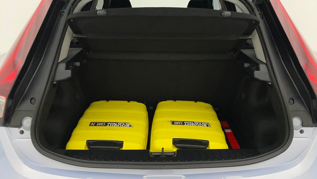 2023 MG Mg3 Auto Core, Automatic, 32573 km, Boot Inside View with Luggage