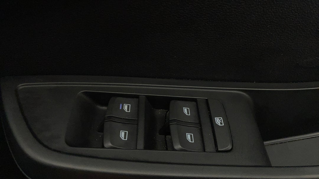 2023 MG Mg3 Auto Core, Automatic, 32573 km, Drivers Side Door Panel Controls