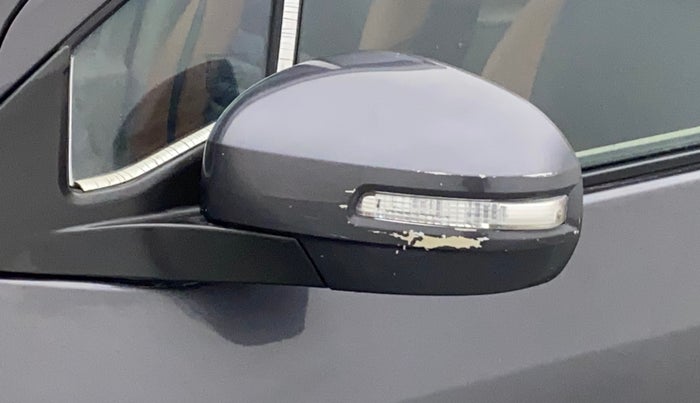 2017 Maruti Ertiga ZDI + SHVS, Diesel, Manual, 1,22,292 km, Left rear-view mirror - Indicator light has minor damage