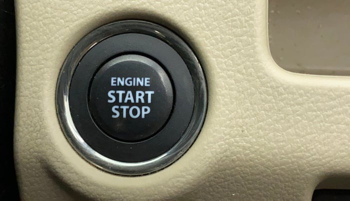 2016 Maruti Ciaz ZXI+ AT, Petrol, Automatic, 1,03,298 km, Keyless Start/ Stop Button