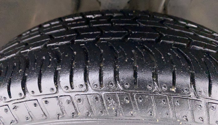 2019 Maruti Alto K10 VXI P, Petrol, Manual, 6,035 km, Right Front Tyre Tread