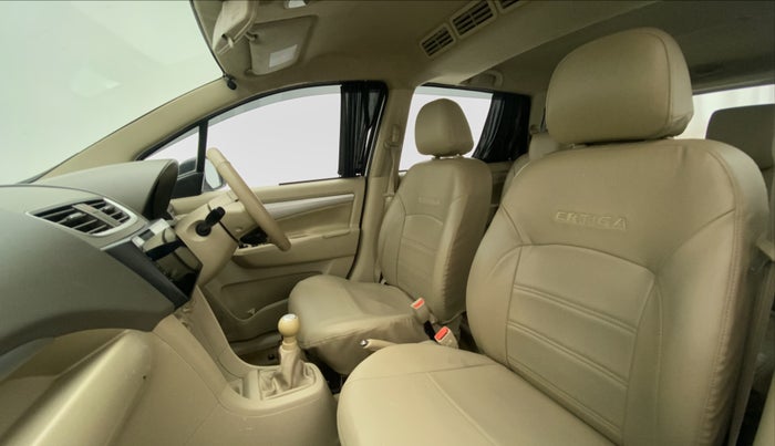 2016 Maruti Ertiga VXI CNG, CNG, Manual, 98,246 km, Right Side Front Door Cabin