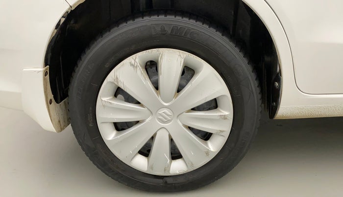 2016 Maruti Ertiga VXI CNG, CNG, Manual, 98,246 km, Right Rear Wheel