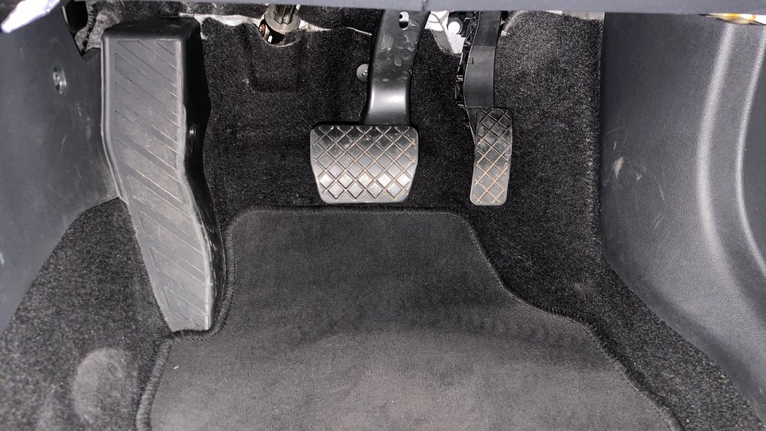 Pedals and Footmat