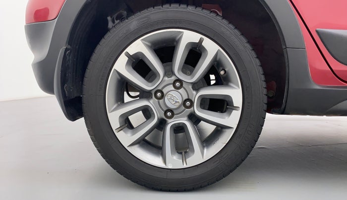 2017 Hyundai i20 Active 1.2 S, Petrol, Manual, 29,537 km, Right Rear Wheel