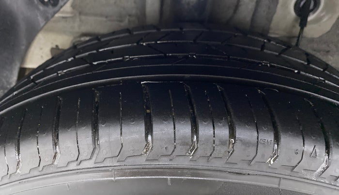 2017 Hyundai Elite i20 1.4 CRDI ASTA (O), Diesel, Manual, 96,621 km, Right Rear Tyre Tread