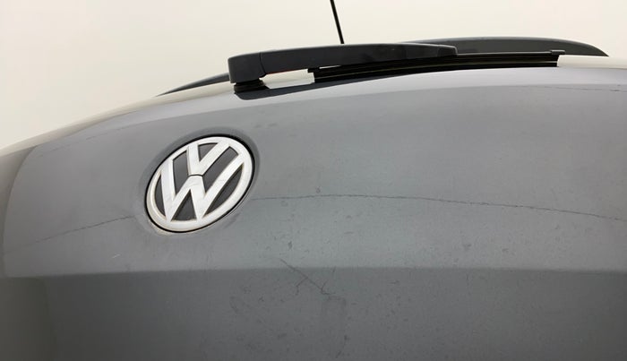 2015 Volkswagen Polo COMFORTLINE 1.2L, Petrol, Manual, 68,248 km, Dicky (Boot door) - Minor scratches