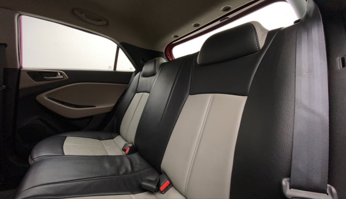 2016 Hyundai Elite i20 MAGNA 1.2, Petrol, Manual, 48,155 km, Right Side Rear Door Cabin View