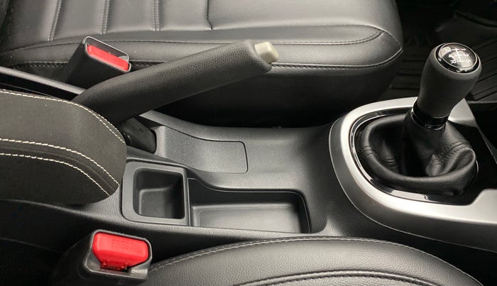 2018 Honda WR-V 1.2 i-VTEC VX MT, Petrol, Manual, 17,934 km, Gear Lever