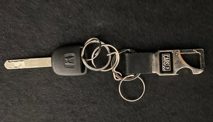 2018 Honda WR-V 1.2 i-VTEC VX MT, Petrol, Manual, 17,934 km, Key Close Up