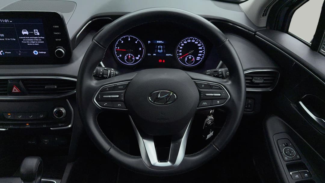 2023 Hyundai Santa Fe Crdi (AWD), Automatic, 45377 km, Steering Wheel Close-up