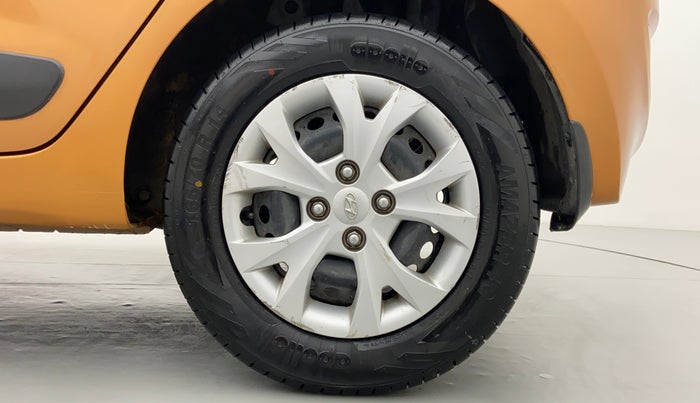2015 Hyundai Grand i10 SPORTZ 1.2 KAPPA VTVT, Petrol, Manual, 40,734 km, Left Rear Wheel