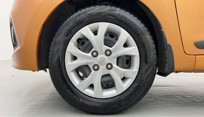 2015 Hyundai Grand i10 SPORTZ 1.2 KAPPA VTVT, Petrol, Manual, 40,734 km, Left Front Wheel