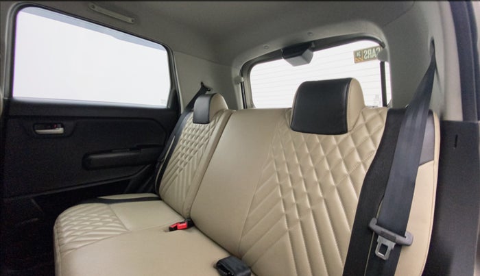2020 Maruti New Wagon-R ZXI 1.2, Petrol, Manual, 40,345 km, Right Side Rear Door Cabin
