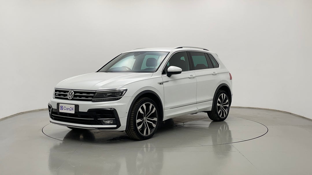 Left Front Diagonal (45- Degree) View