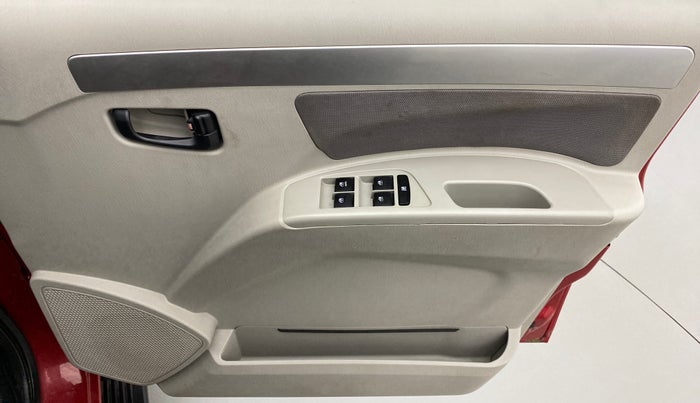 2014 Mahindra Scorpio S10, Diesel, Manual, 42,284 km, Driver Side Door Panels Control
