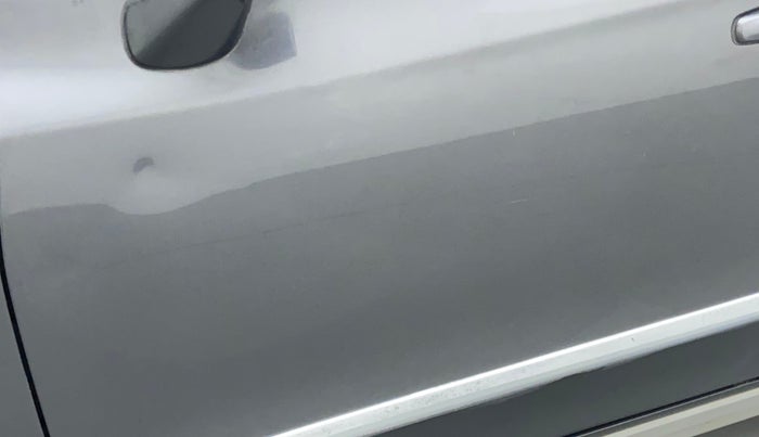 2018 Maruti S Cross ZETA 1.3, Diesel, Manual, 73,478 km, Front passenger door - Slightly dented