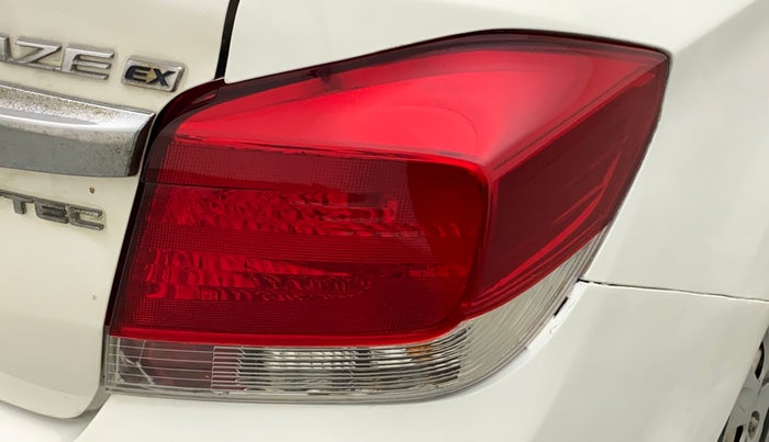 2014 Honda Amaze 1.2L I-VTEC EX, CNG, Manual, 97,342 km, Right tail light - Reverse gear light not functional