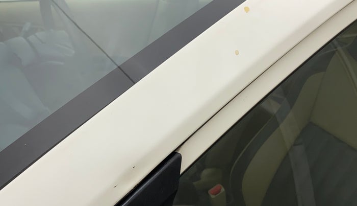 2014 Honda Amaze 1.2L I-VTEC EX, CNG, Manual, 97,342 km, Left A pillar - Minor scratches