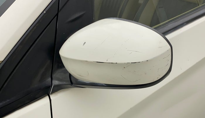 2014 Honda Amaze 1.2L I-VTEC EX, CNG, Manual, 97,342 km, Left rear-view mirror - Minor scratches