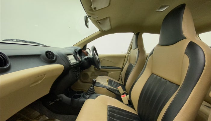 2014 Honda Amaze 1.2L I-VTEC EX, CNG, Manual, 97,342 km, Right Side Front Door Cabin