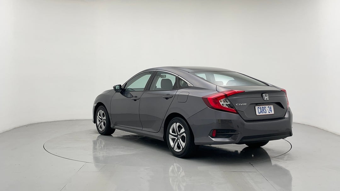 Left Back Diagonal (45- Degree) View