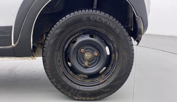 2016 Datsun Redi Go S, Petrol, Manual, 57,313 km, Left Rear Wheel