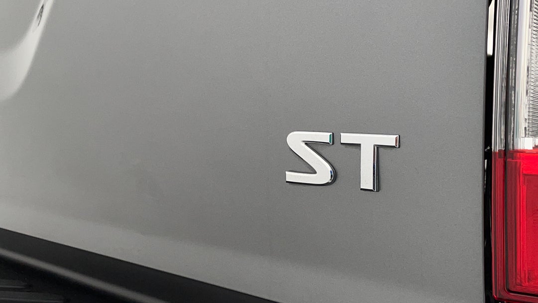 Badge (Boot Right Side)