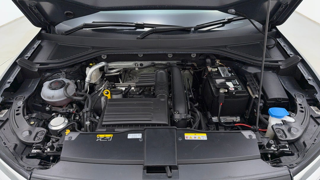 Open Bonnet (Engine)