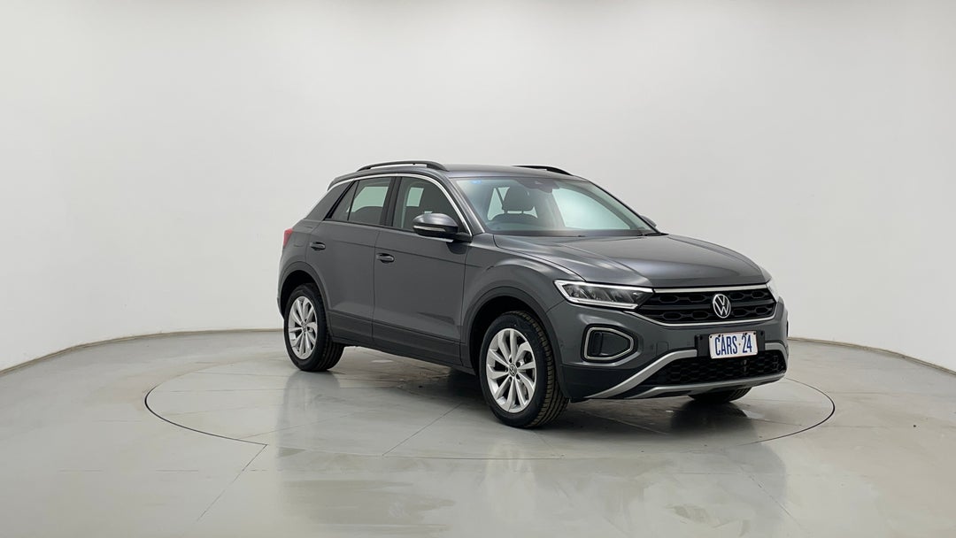 Right Front Diagonal (45- Degree) View