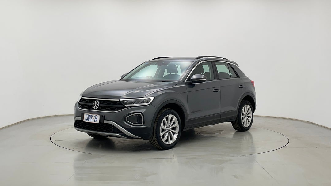 Left Front Diagonal (45- Degree) View