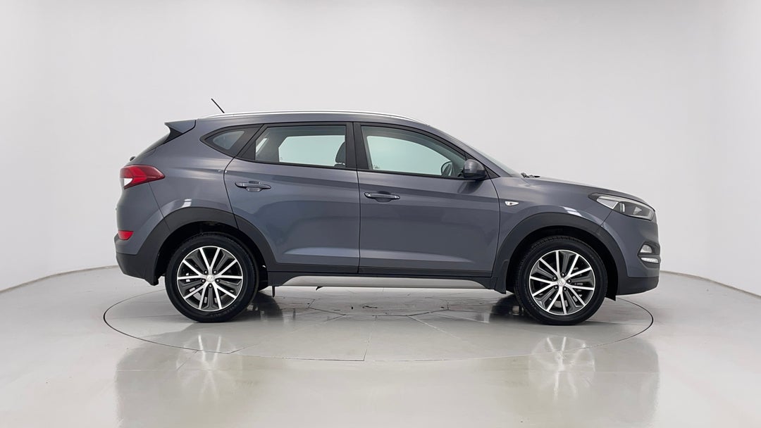 2016 Hyundai Tucson Active X (FWD), Automatic, 69625 km, Right Side View