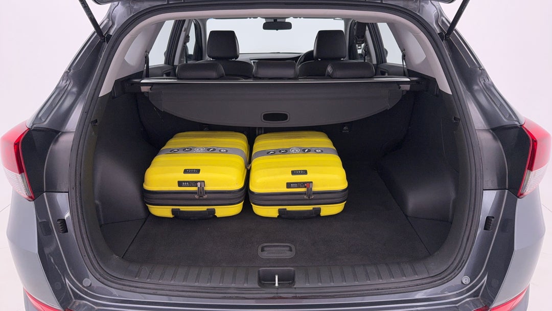 2016 Hyundai Tucson Active X (FWD), Automatic, 69625 km, Boot Inside View with Luggage