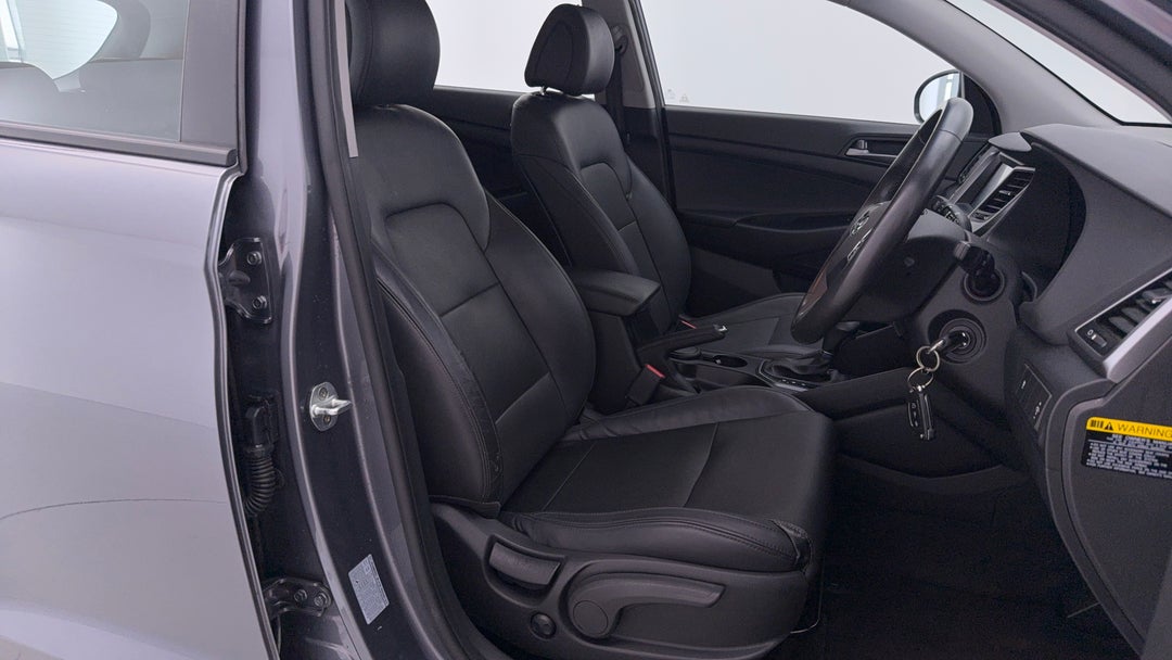 2016 Hyundai Tucson Active X (FWD), Automatic, 69625 km, Right Side Front Door Cabin View