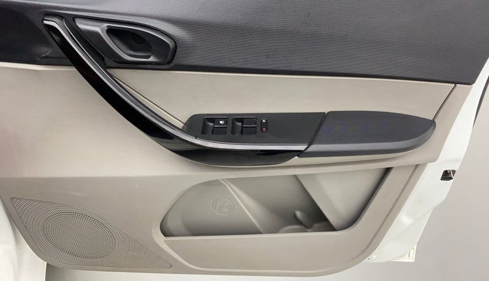 2019 Tata Tiago XZ 1.2 REVOTRON, Petrol, Manual, 35,298 km, Driver Side Door Panels Control