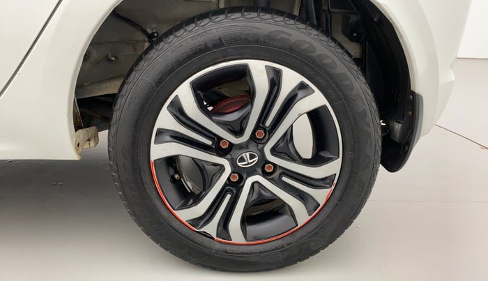 2019 Tata Tiago XZ 1.2 REVOTRON, Petrol, Manual, 35,298 km, Left Rear Wheel