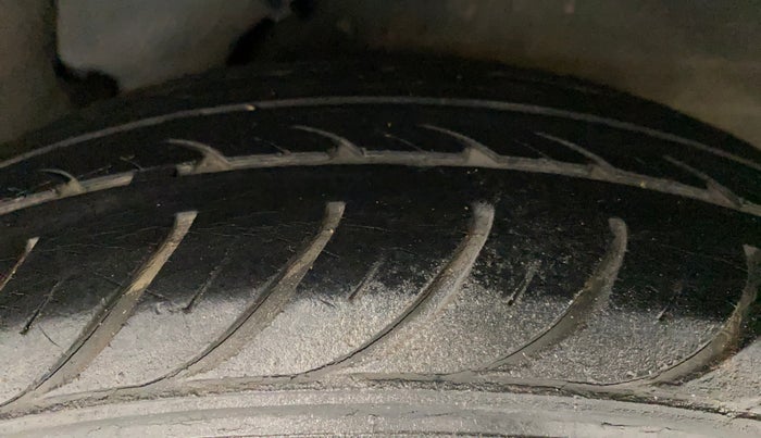 2013 Hyundai i10 ERA 1.1, Petrol, Manual, 46,280 km, Left Rear Tyre Tread