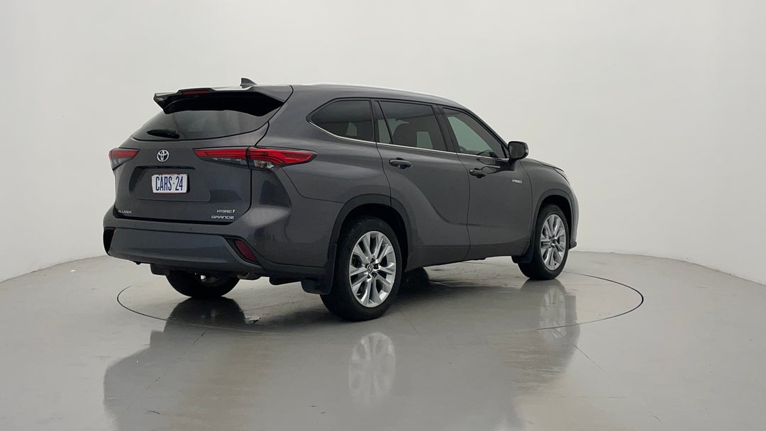 Right Back Diagonal (45- Degree) View