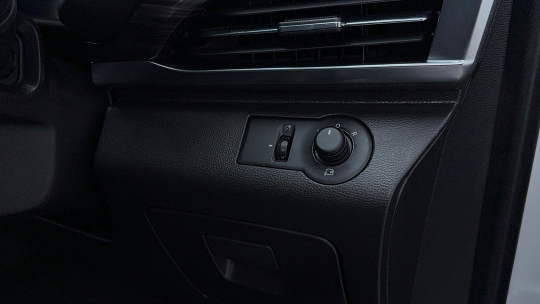 Utility Switches/Buttons